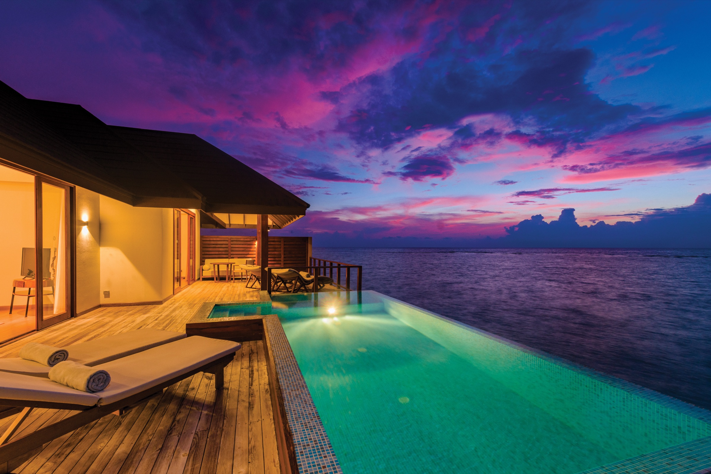Water Suite with Pool